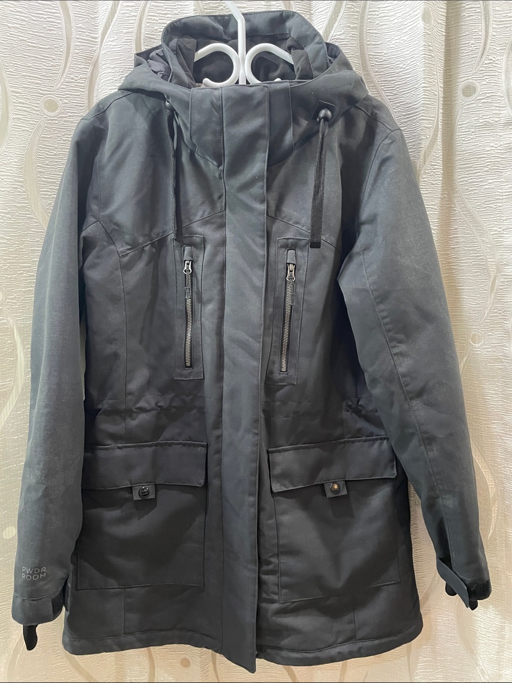 Men's Insulated Black Ski & Snowboard Jacket with Hood